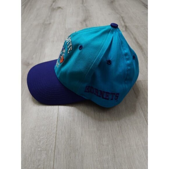 Vintage Charlotte Hornets Snapback Hat 90s - Picture 6 of 12